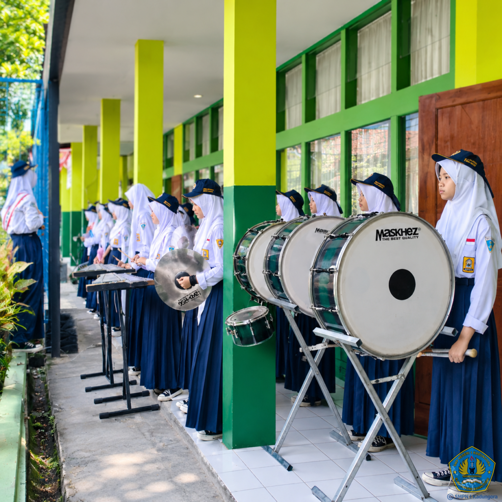 Drum Band Drumband (Beranda)
